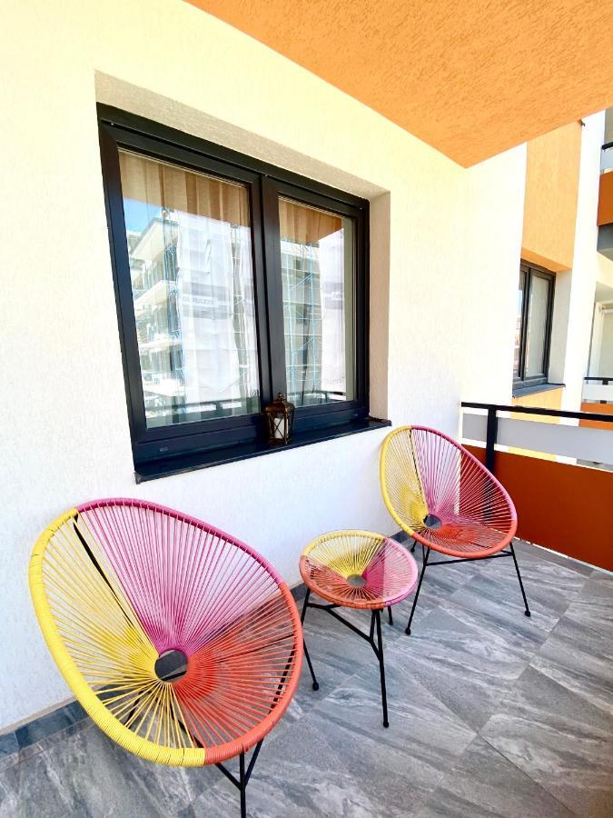 Apartment 23 *